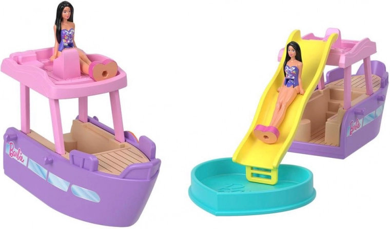 Barco que se transforma en un parque acuático