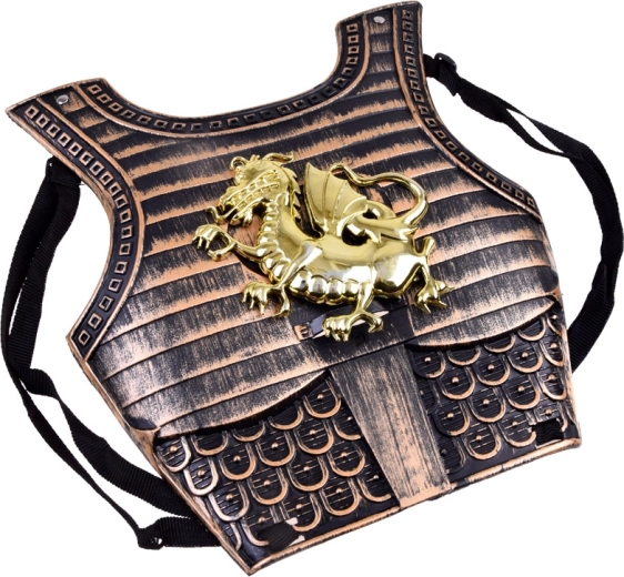 Imponente armadura con emblema de dragón