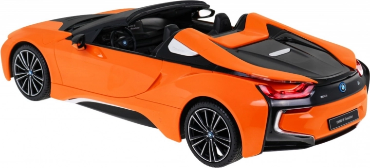 Réplica fiel del BMW i8 Roadster