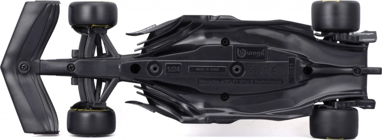 Construcción metálica a escala 1:24