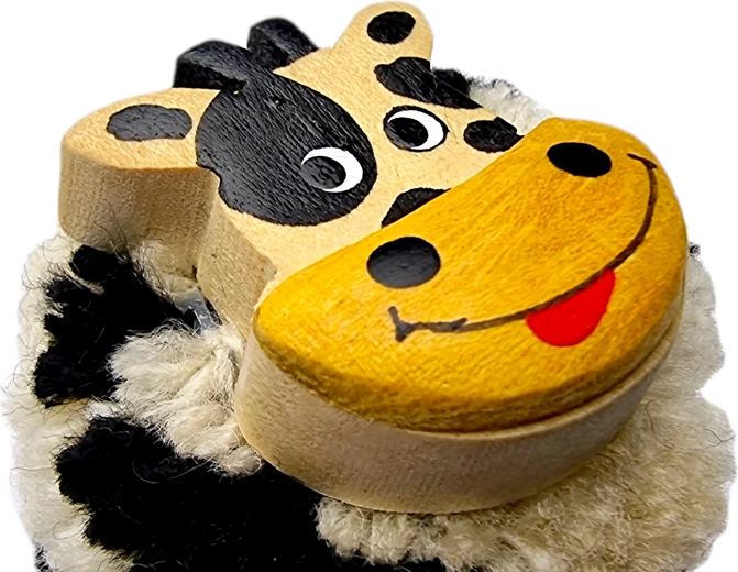 Diseño alegre con pompón esponjoso