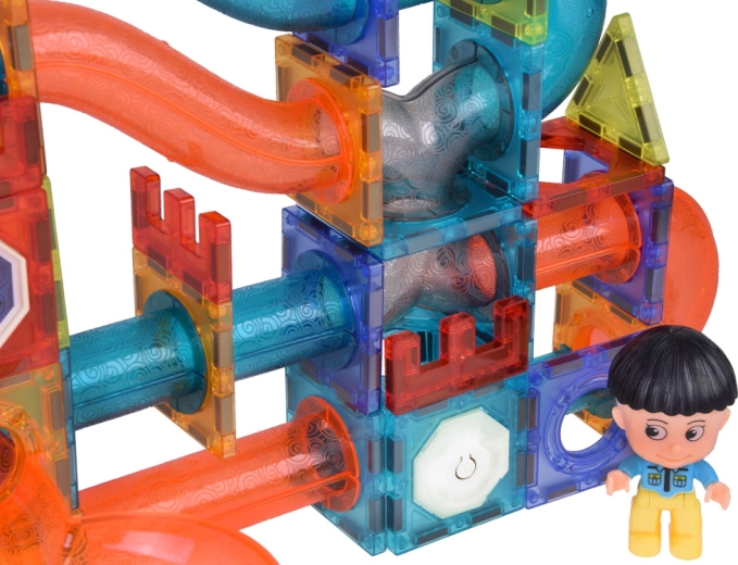 Pista de canicas luminosa que entretiene y enseña