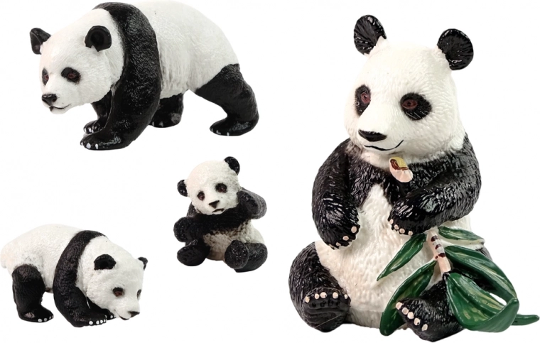 Adorable familia de pandas en el set