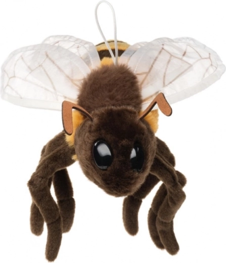 Alas realistas y detalles encantadores