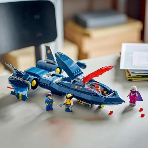 Minifiguras de héroes y villano