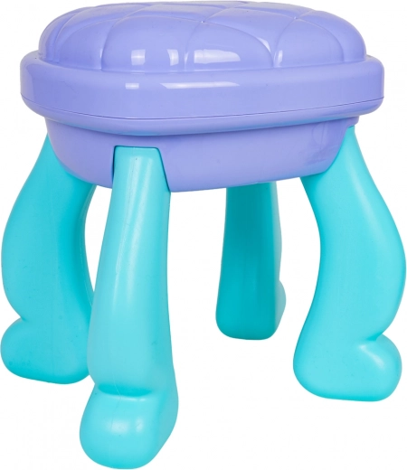 Espacios de almacenaje prácticos y taburete estable