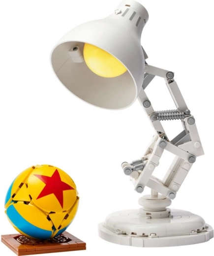 Modelo LUXO JR. totalmente articulable
