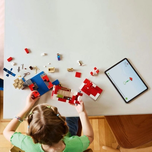 Construcción interactiva con la app LEGO Builder