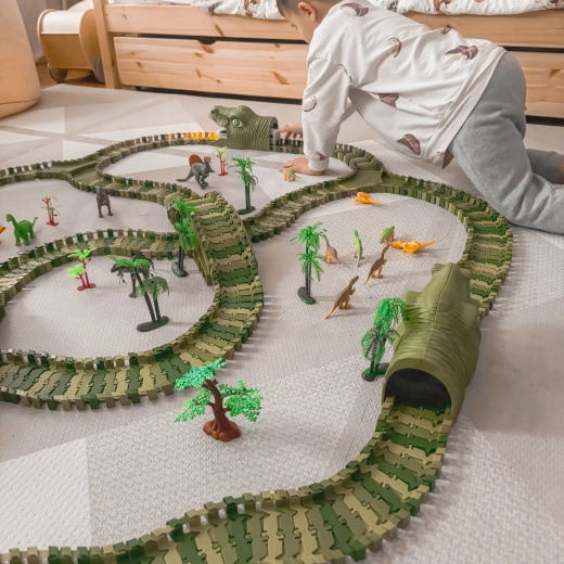 Pista flexible con decenas de diseños