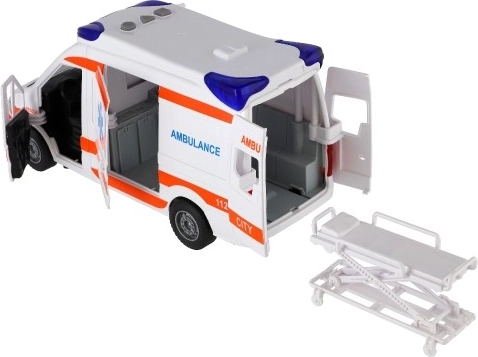 Puertas abatibles e interior accesible