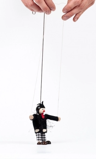 Manos móviles para un juego vivo