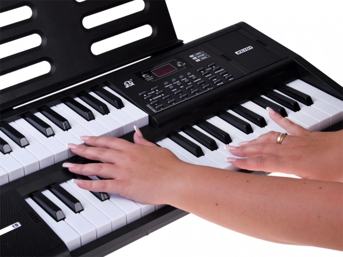 Toca dos instrumentos a la vez gracias a la función SPLIT